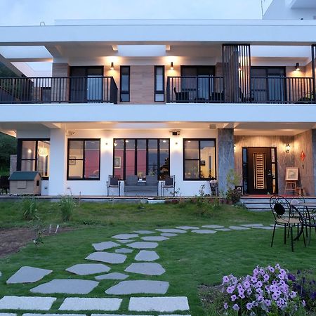 Moonlit Seaview Homestay Donghe Exterior photo