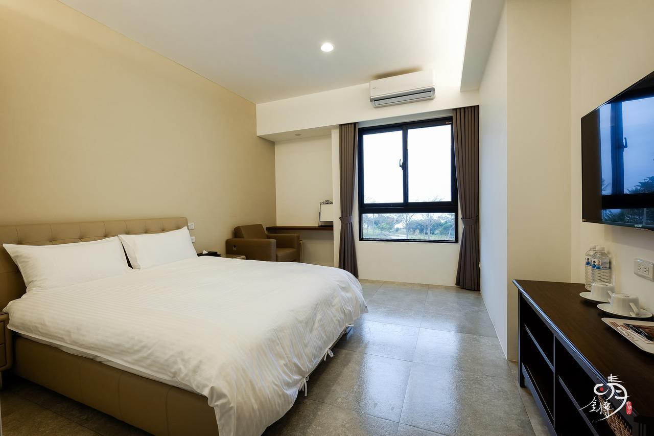 Moonlit Seaview Homestay Donghe Exterior photo