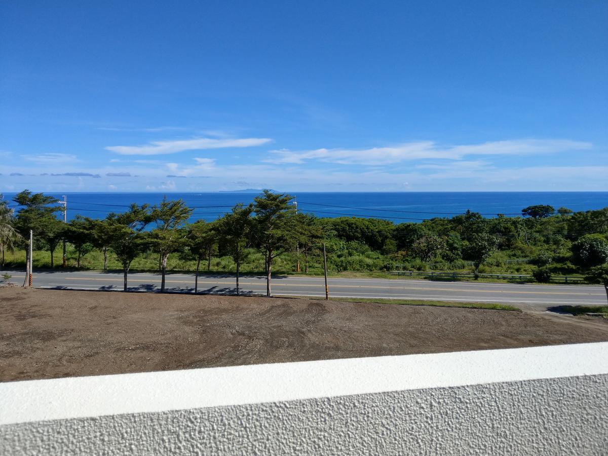 Moonlit Seaview Homestay Donghe Exterior photo