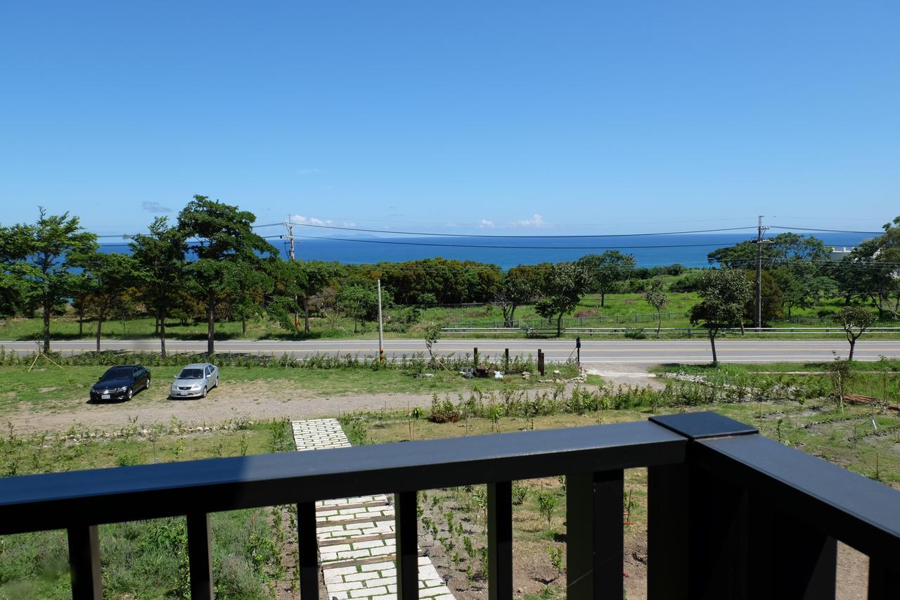 Moonlit Seaview Homestay Donghe Exterior photo